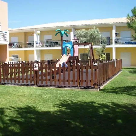 Encosta Sao Jose - V アルブフェイラ